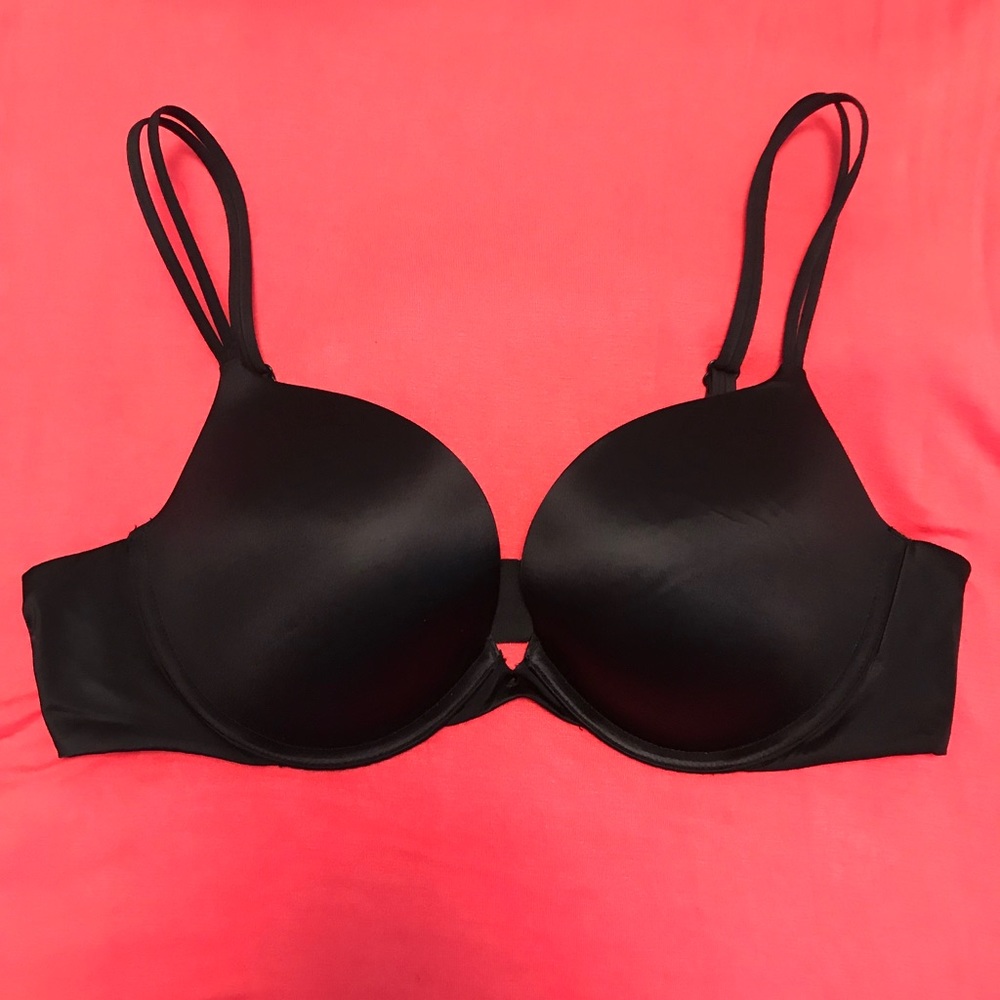 NWOT- Victorias Secret Very Sexy Push-up (38B)